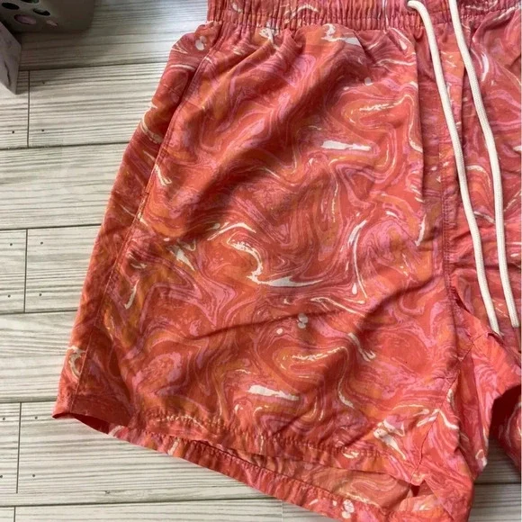 Eddie Bauer pink wave print athletic hiking shorts women’s size medium - Picture 2 of 12